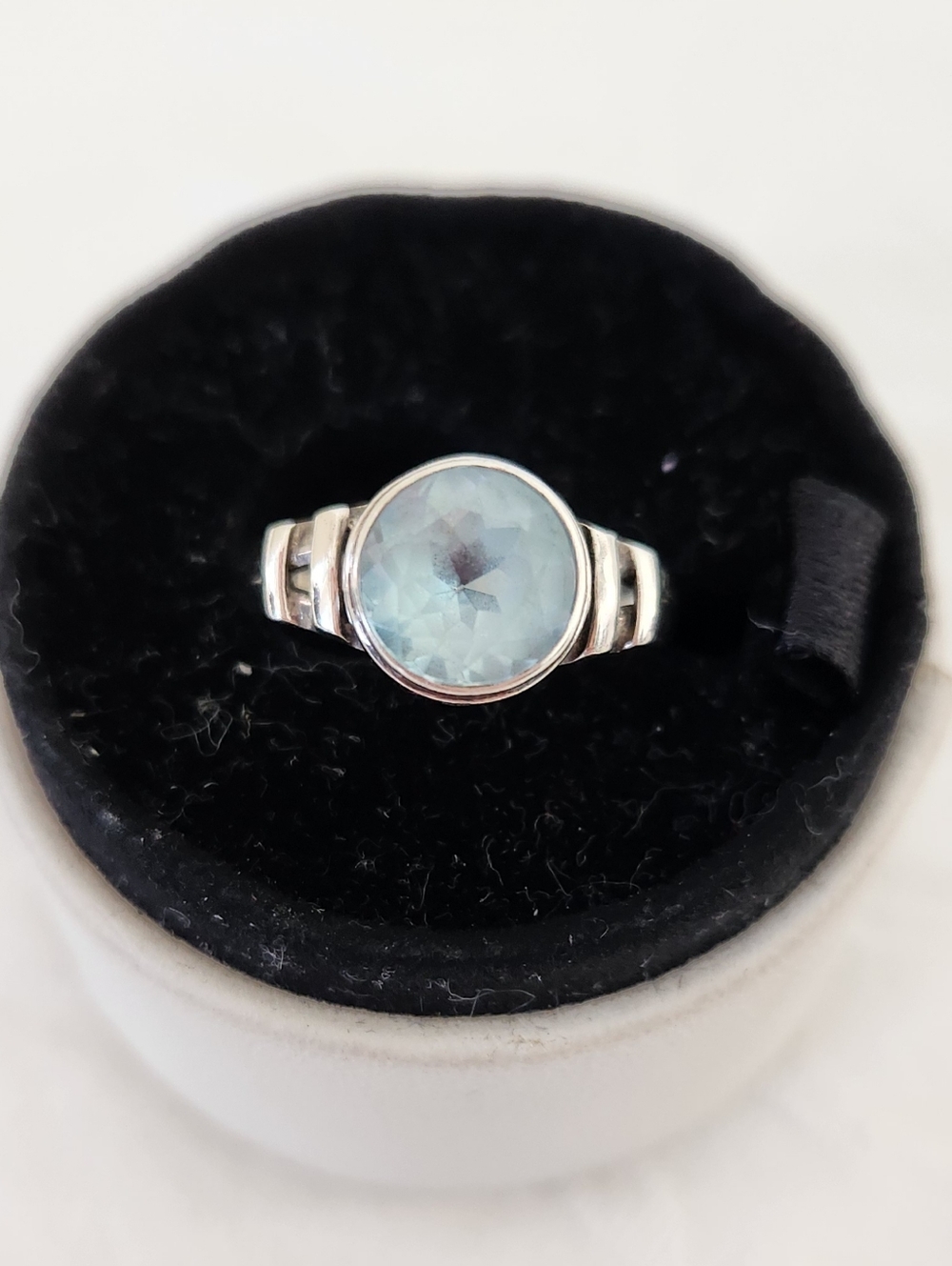Sterling Silver Aquamarine Ring